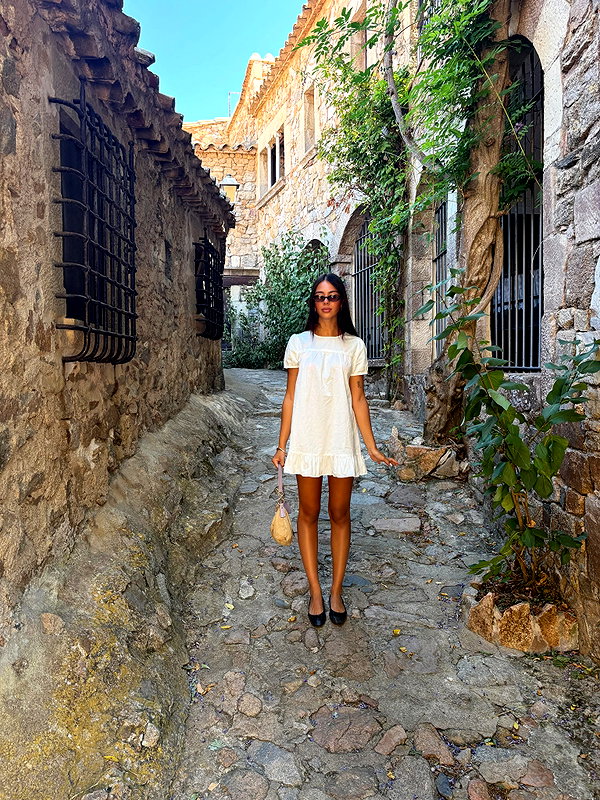 agamohanaa instagram image archive image