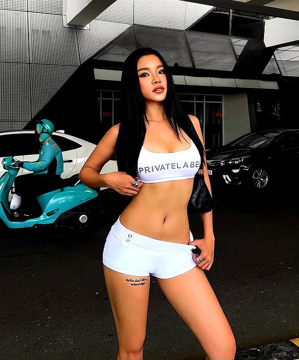 lyhythuedoxinh instagram image archive image