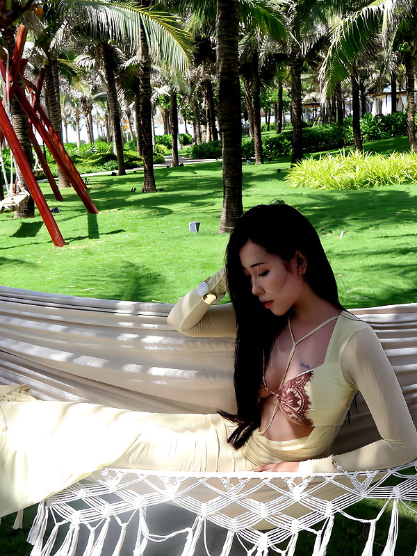lyhythuedoxinh instagram image archive image