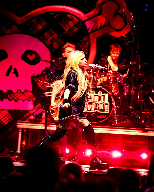 avrillavigne instagram image archive image