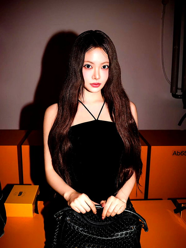 hhh.e_c.v instagram image archive image