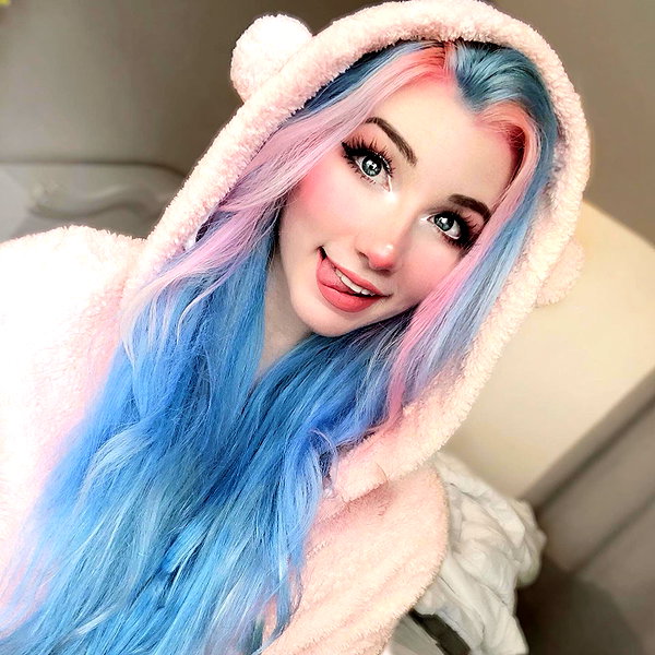 danielle.mercedie instagram image archive image