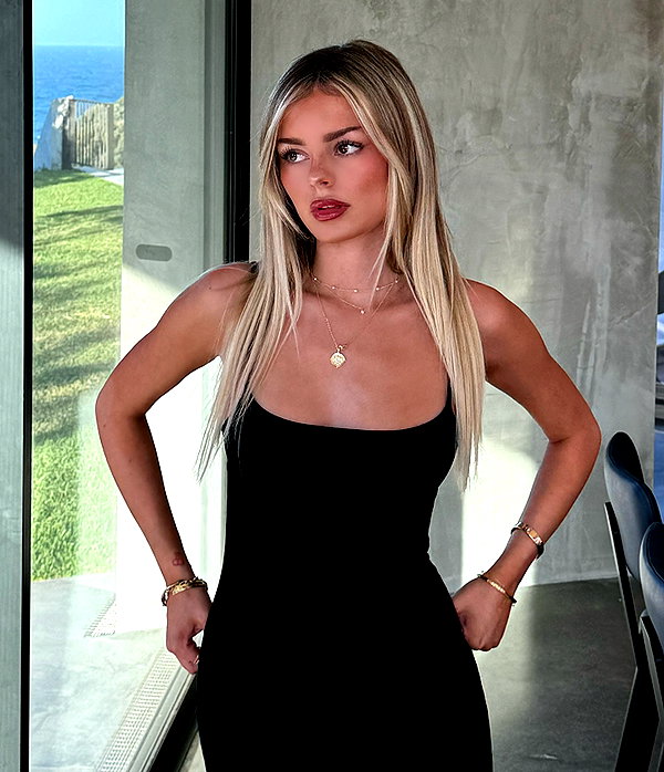 brontesheppeard instagram image archive image