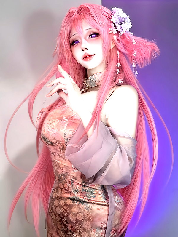 gallery_cosplayer instagram image archive image