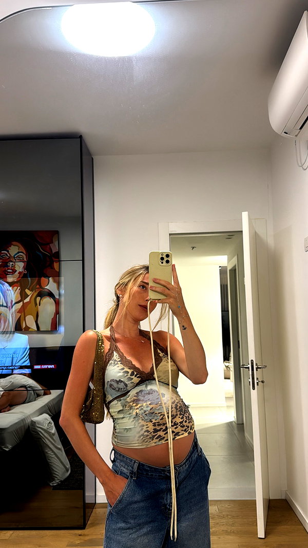 annezivi instagram image archive image