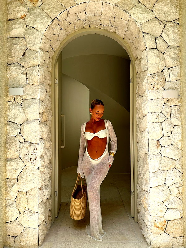 allieauton instagram image archive image