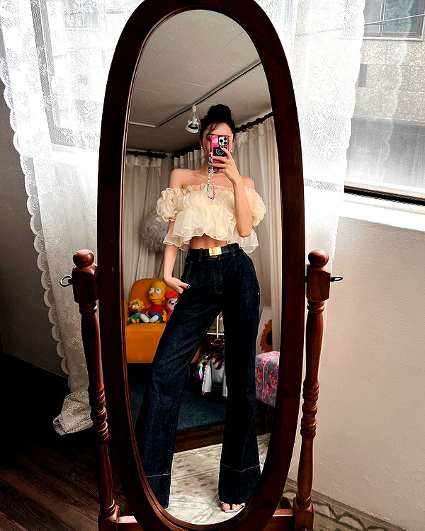 dear.zia instagram image archive image