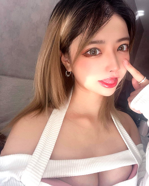 erokochiba instagram image archive image