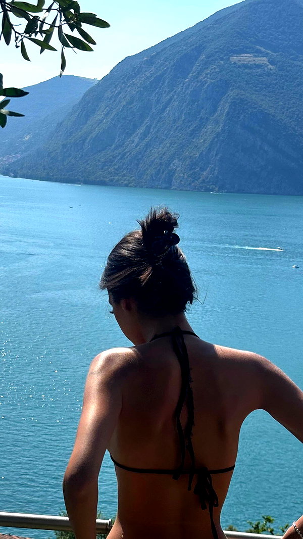 zaini.wiss instagram image archive image