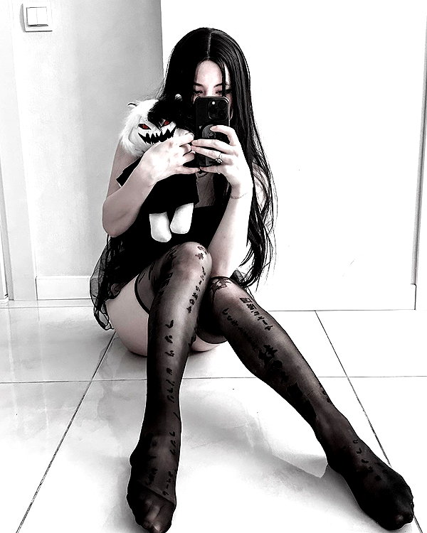 ak1raww instagram image archive image
