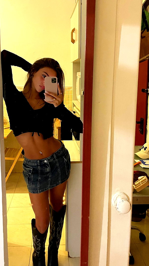 libby_reut archive image