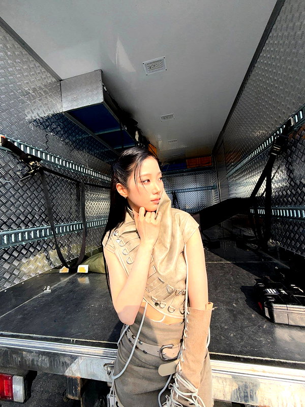 zuhazana instagram image archive image