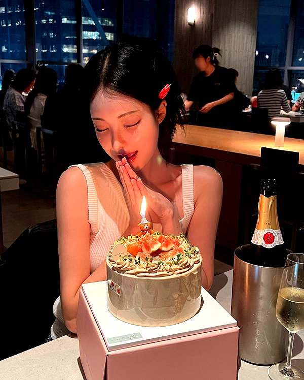 daxbin instagram image archive image