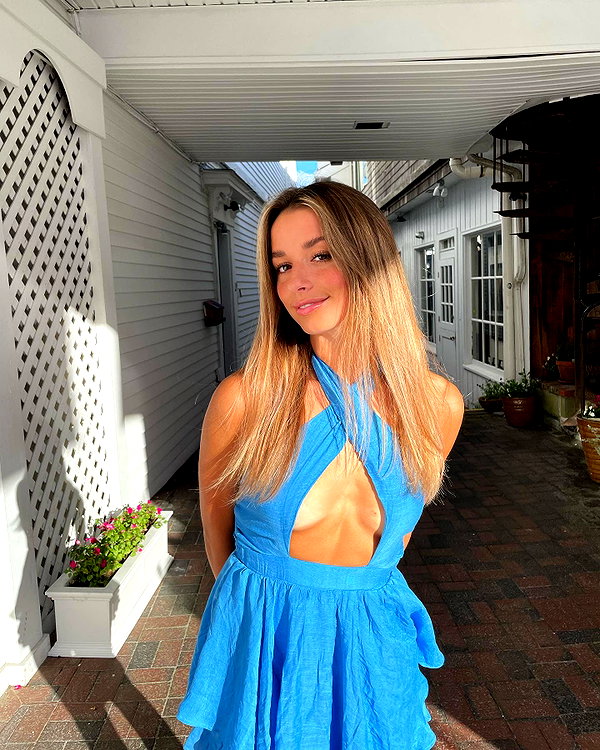 sadieemckennaa instagram image archive image