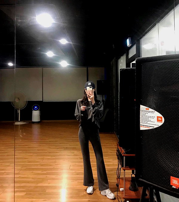 daxbin instagram image archive image