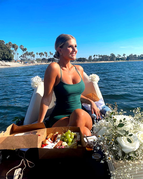 allie_dunn instagram image archive image