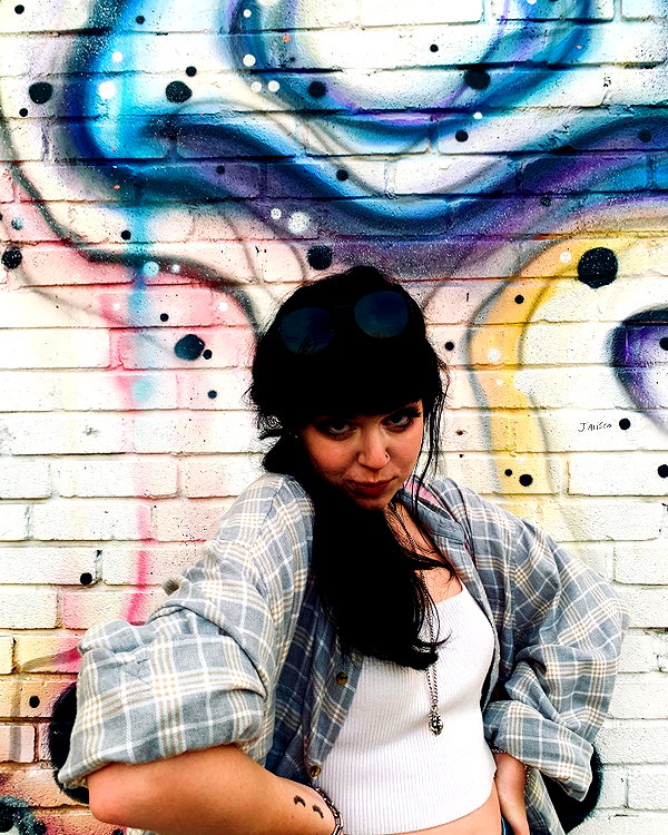yeahimcaroline instagram image archive image