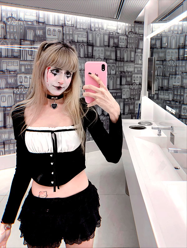 jadelaverne instagram image archive image