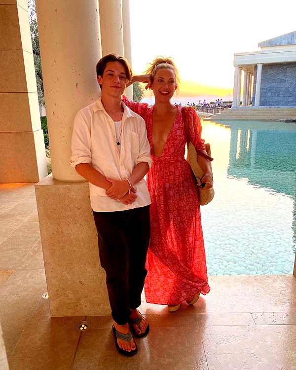 katehudson instagram image archive image
