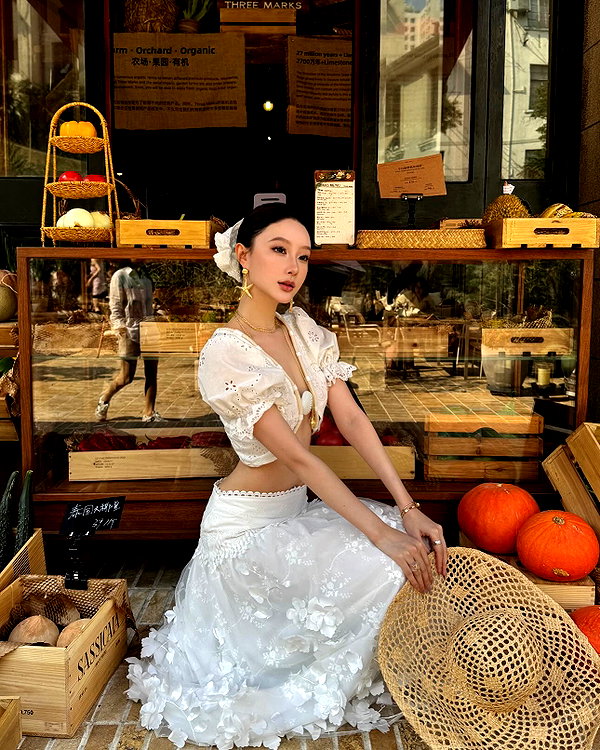 fair_mua instagram image archive image