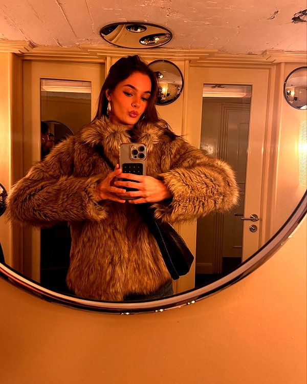 emmaaurora instagram image archive image