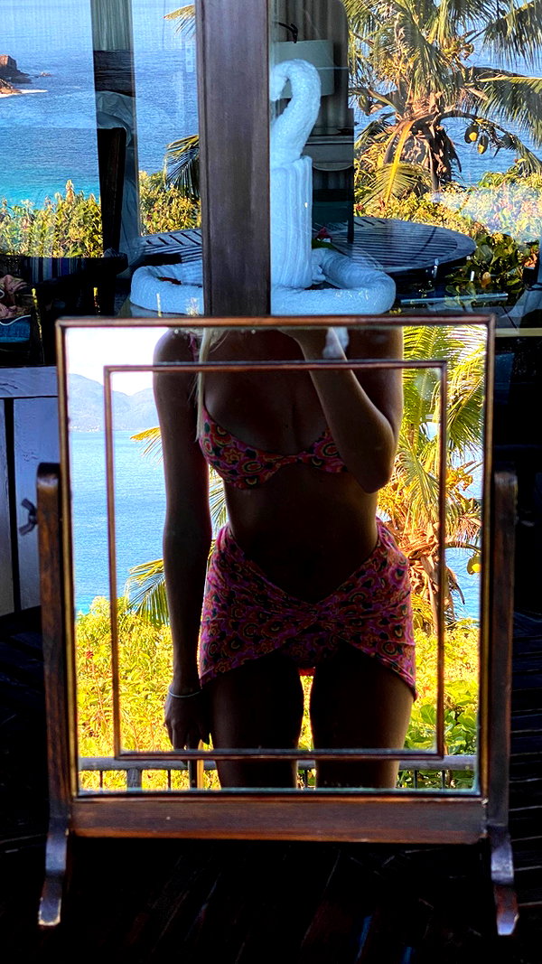 barzomer instagram image archive image