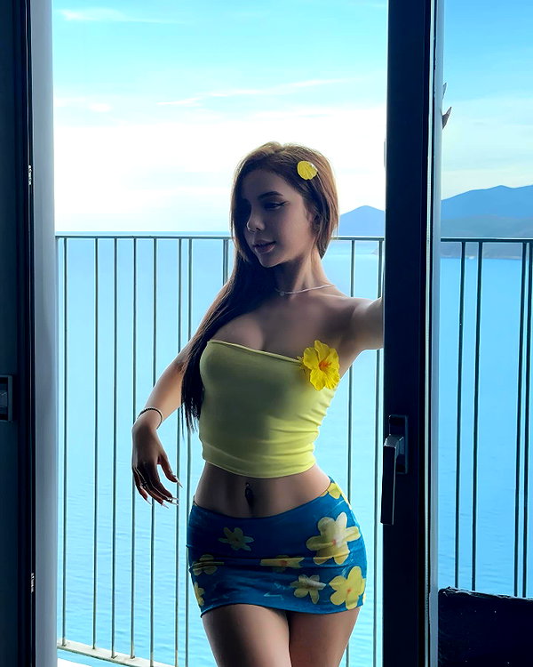 lyhythuedoxinh instagram image archive image