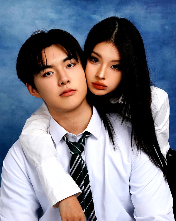 ll.lu1s instagram image archive image