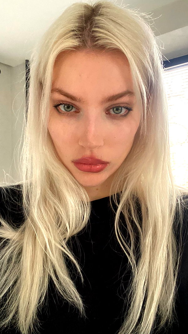 alien.hanna instagram image archive image
