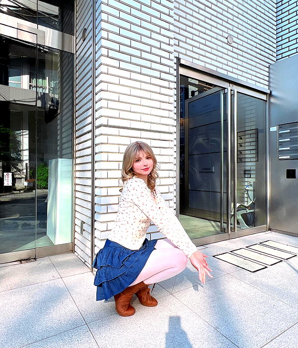 peachmilky_ instagram image archive image