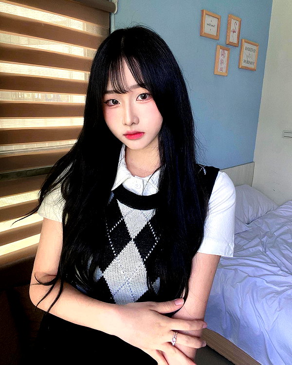 lai_931201 instagram image archive image