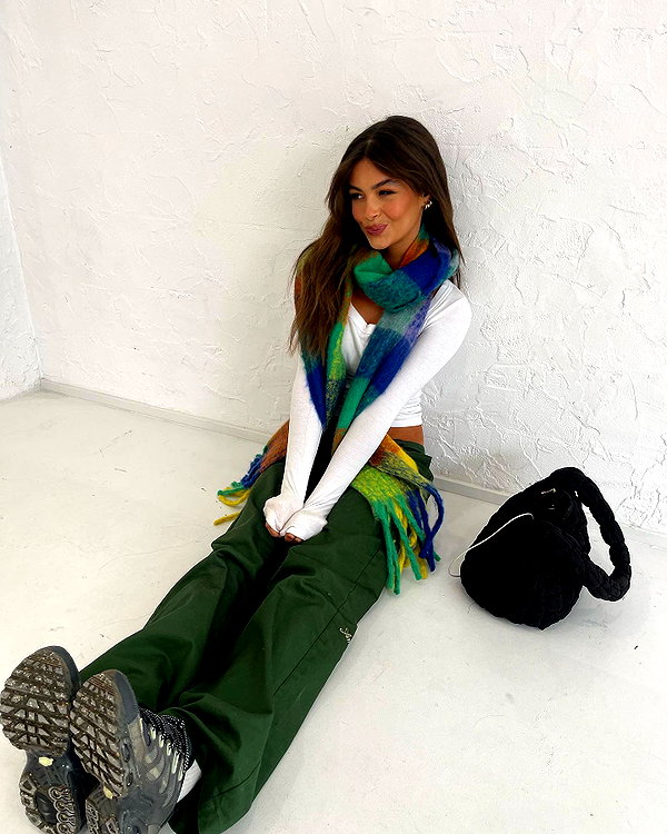 oliviaphillipps instagram image archive image