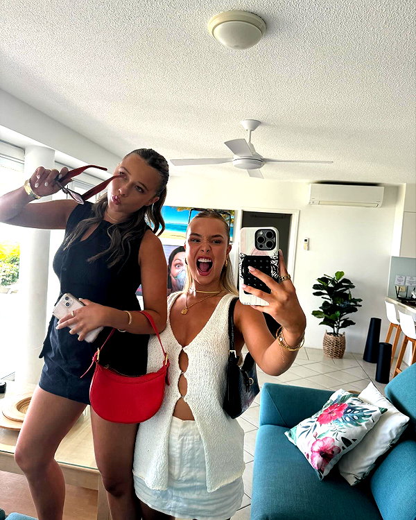 0emmamac instagram image archive image