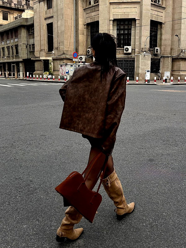 lyhythuedoxinh instagram image archive image