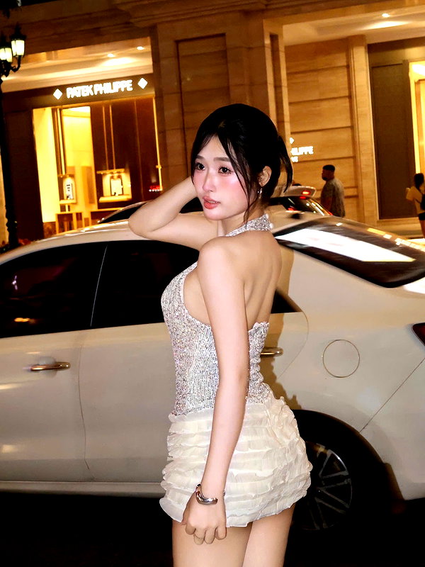 lyhythuedoxinh instagram image archive image