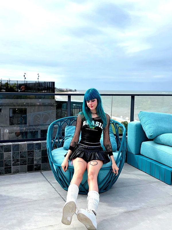 jadelaverne instagram image archive image