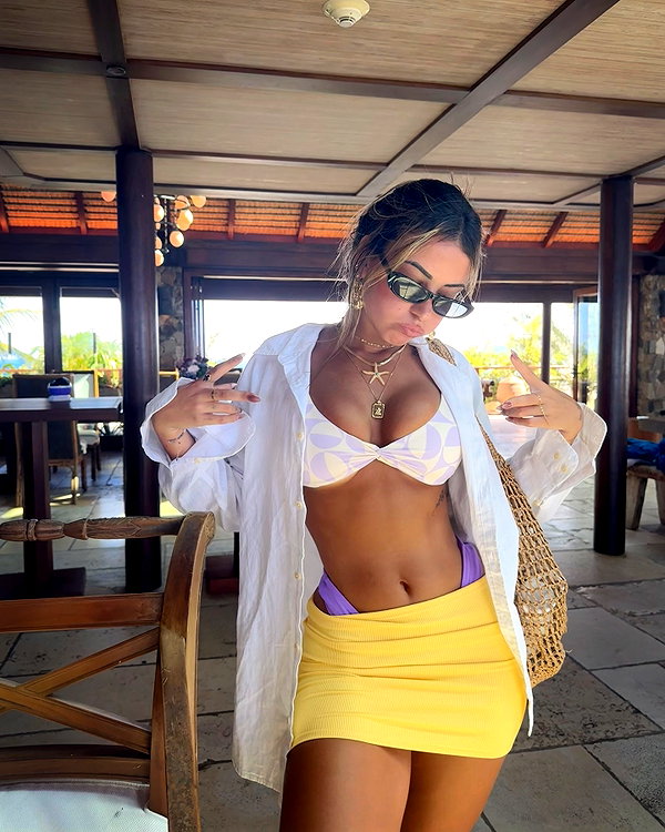 gabimfmoura instagram image archive image