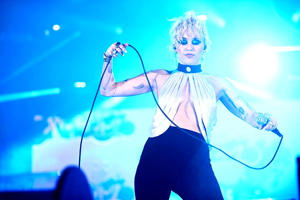 mileycyrus instagram image archive image