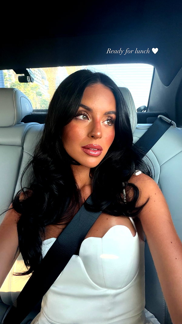 zoeliss instagram image archive image