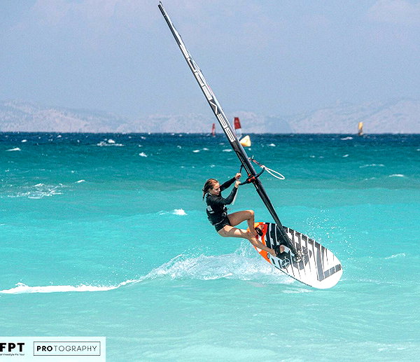 surfsterre instagram image archive image