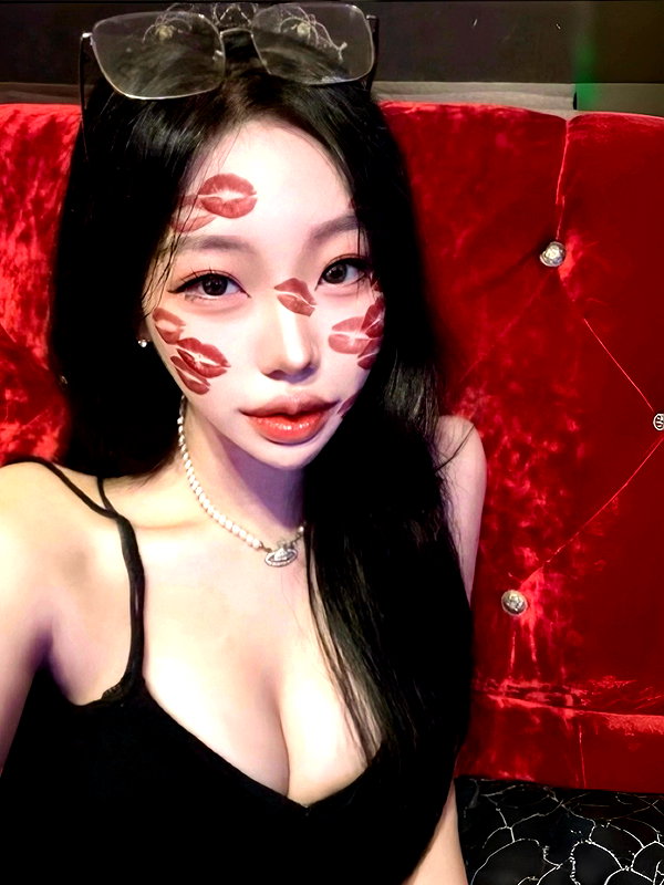 _suxung instagram image archive image