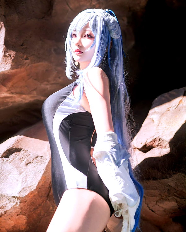 gallery_cosplayer instagram image archive image