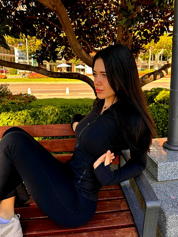 vanessa.rhd instagram image archive image