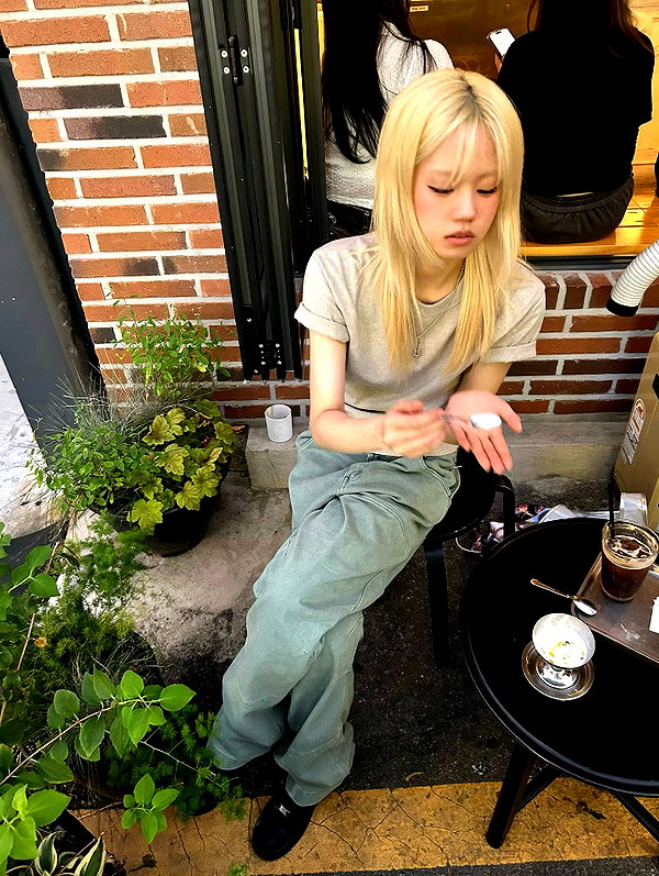 srillun instagram image archive image
