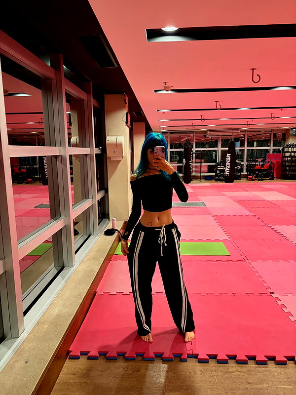 jadelaverne instagram image archive image