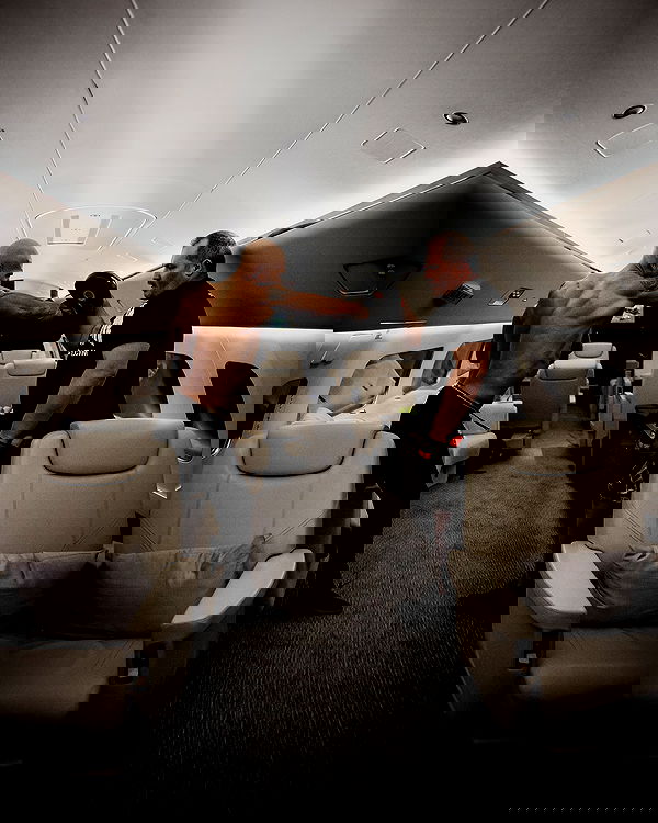 tateauraa tateauraa archive image