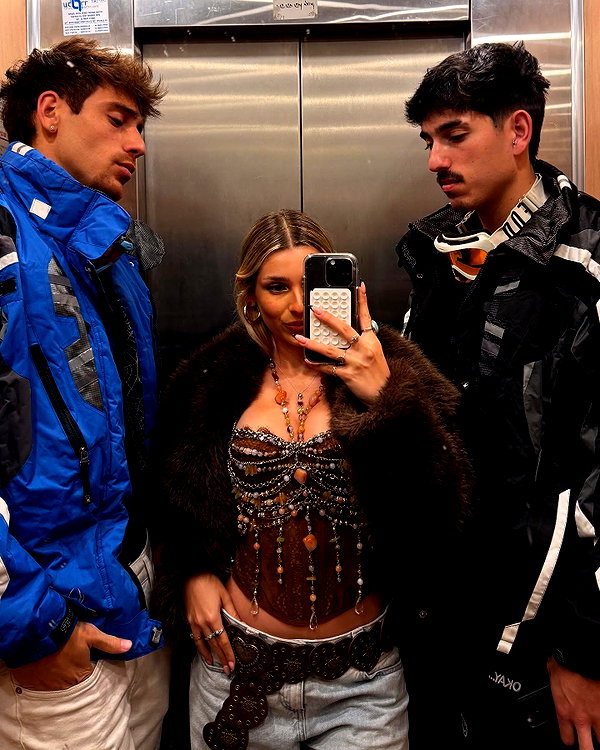 ella_netzer8 instagram image archive image