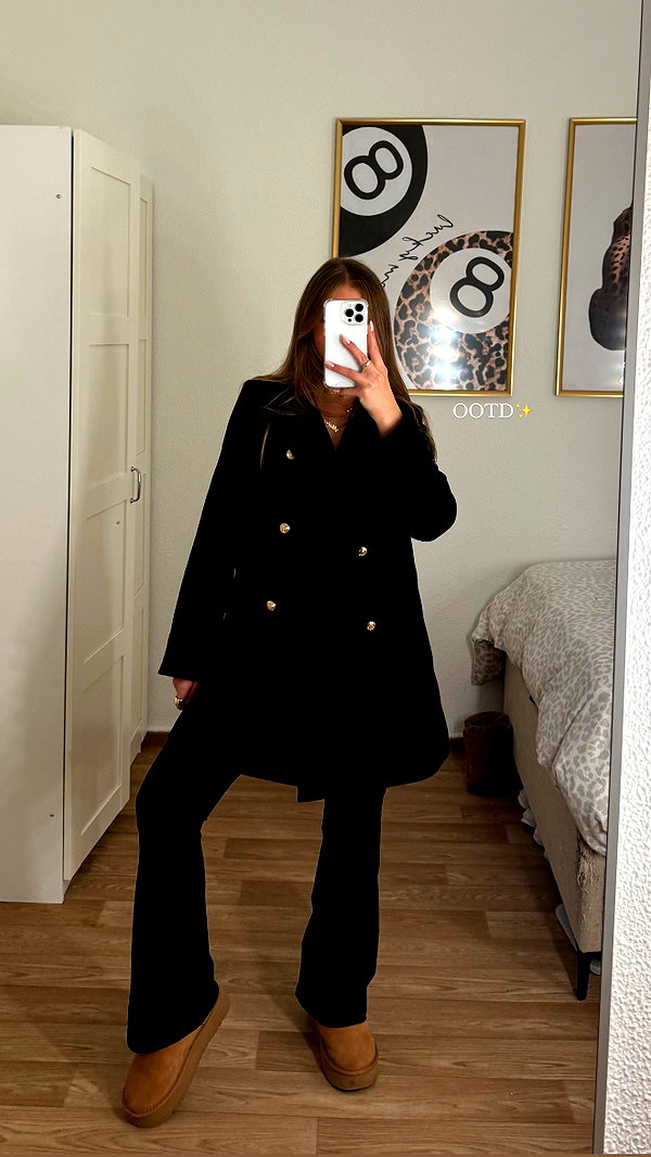 mishel_d_ instagram image archive image