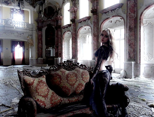krystallea.cs instagram image archive image