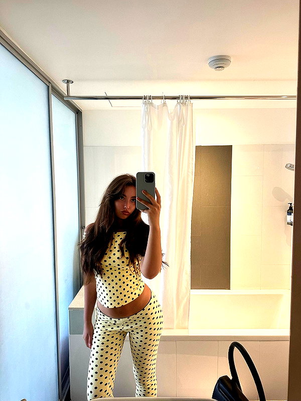 veroni22ka instagram image archive image
